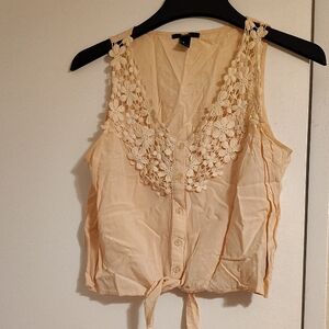 Light Peach Crochet Trim Tie-Front Women’s Tank Top